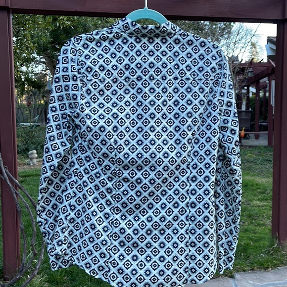 🌺 J.Crew; “Perfect,” Long-Sleeved, Button Down, Intricate Design Shirt; Sz. 4! - Picture 10 of 10